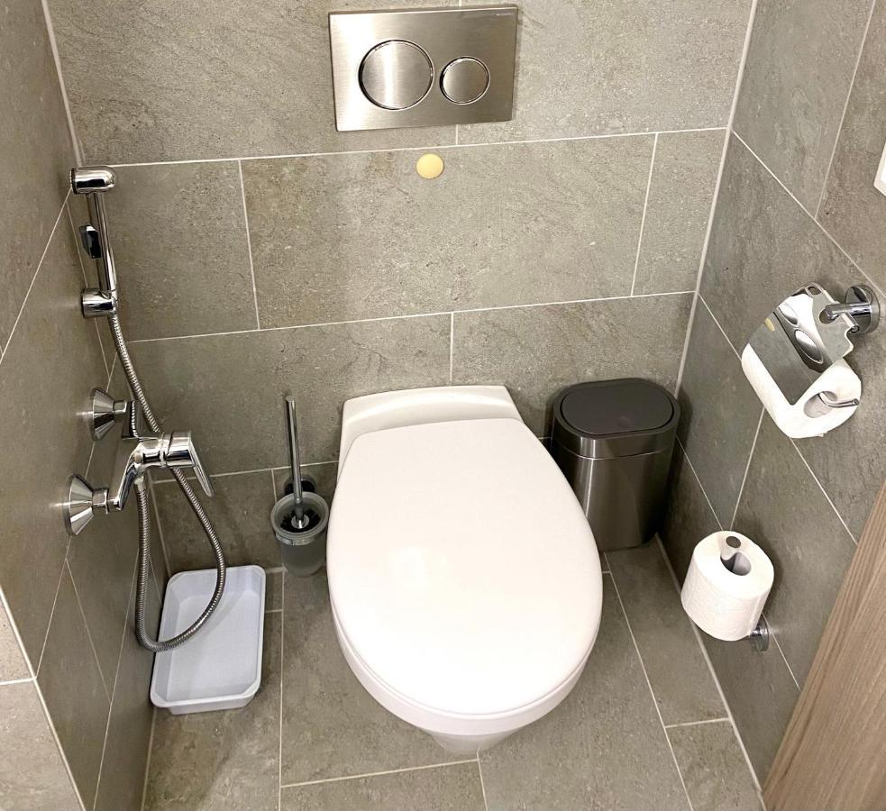 Atrium Apartman Heviz Mit Panoramaterrasse Und Tiefgarage Luaran gambar