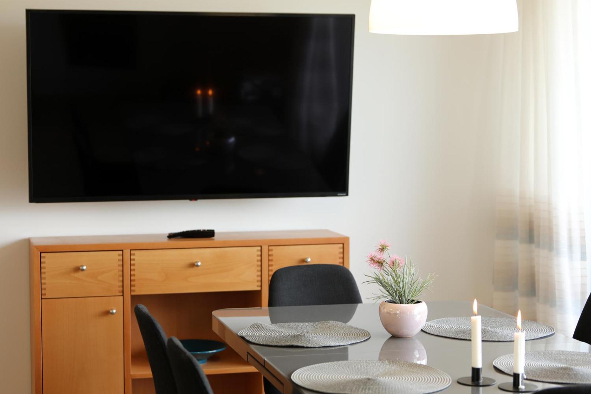 Atrium Apartman Heviz Mit Panoramaterrasse Und Tiefgarage Luaran gambar